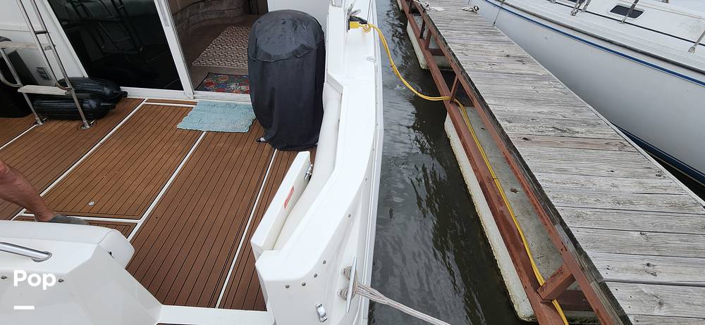 Slide: The Image of Sea Ray 370 Sedan Bridge 1995 - 14285814