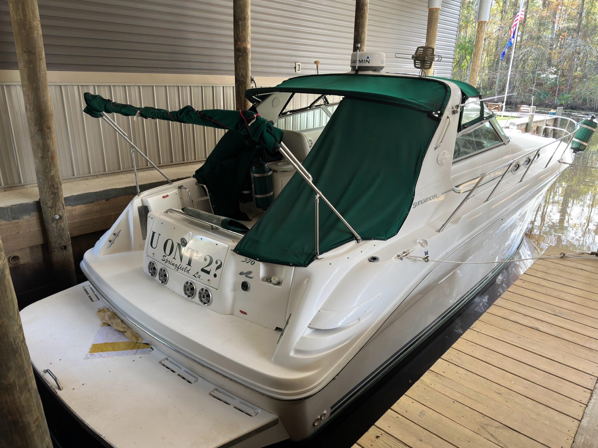Slide: The Image of Sea Ray 370 Sundancer 1995 - 1