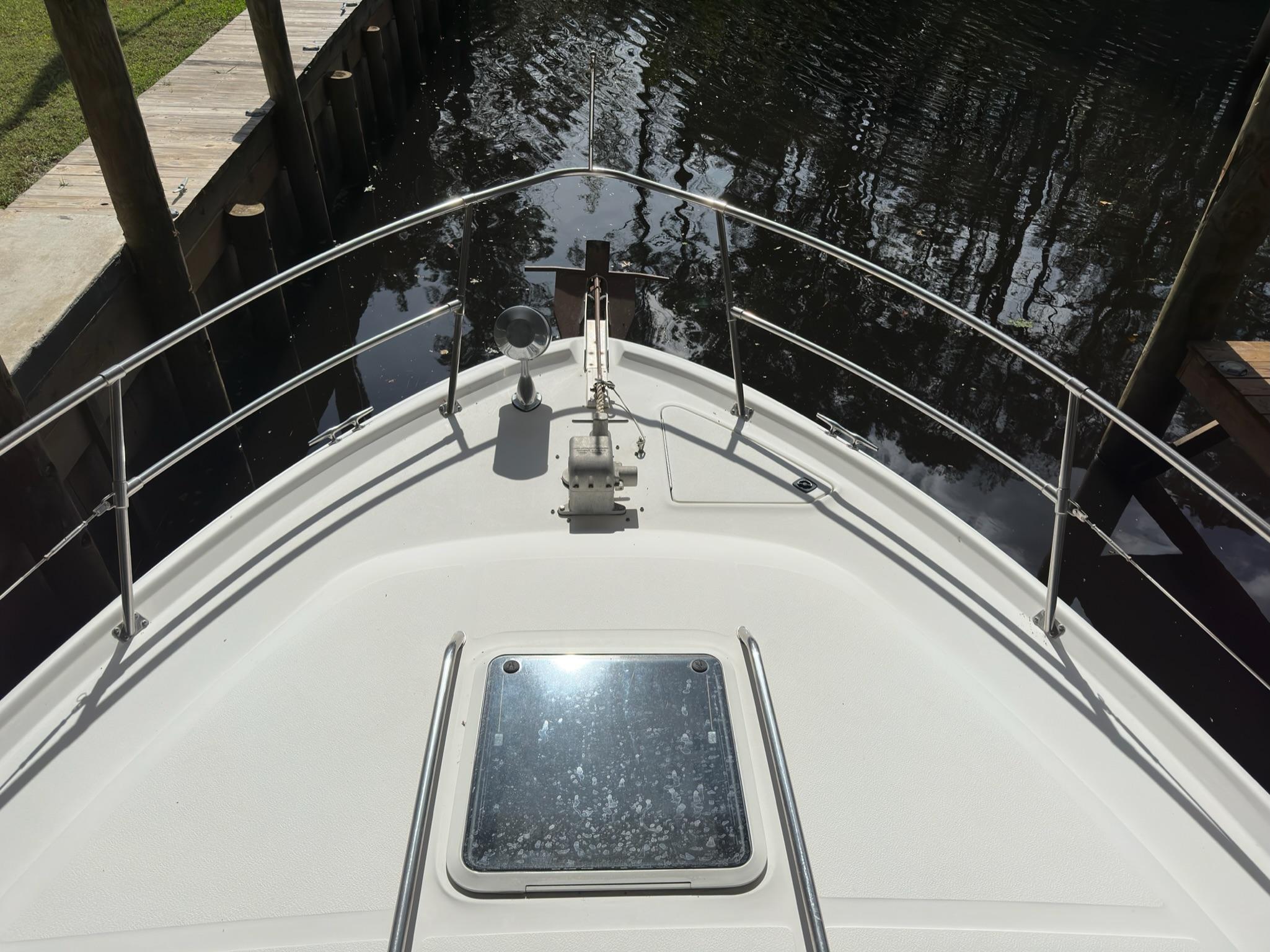 Slide: The Image of Sea Ray 370 Sundancer 1995 - 5