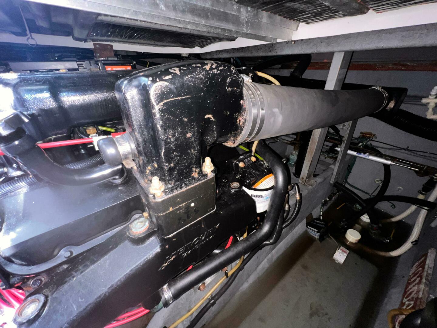 Slide: The Image of Sea Ray 370 Sundancer 1996 - 5106352