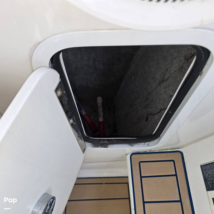 Slide: The Image of Sea Ray 370 Sundancer 1996 - 54