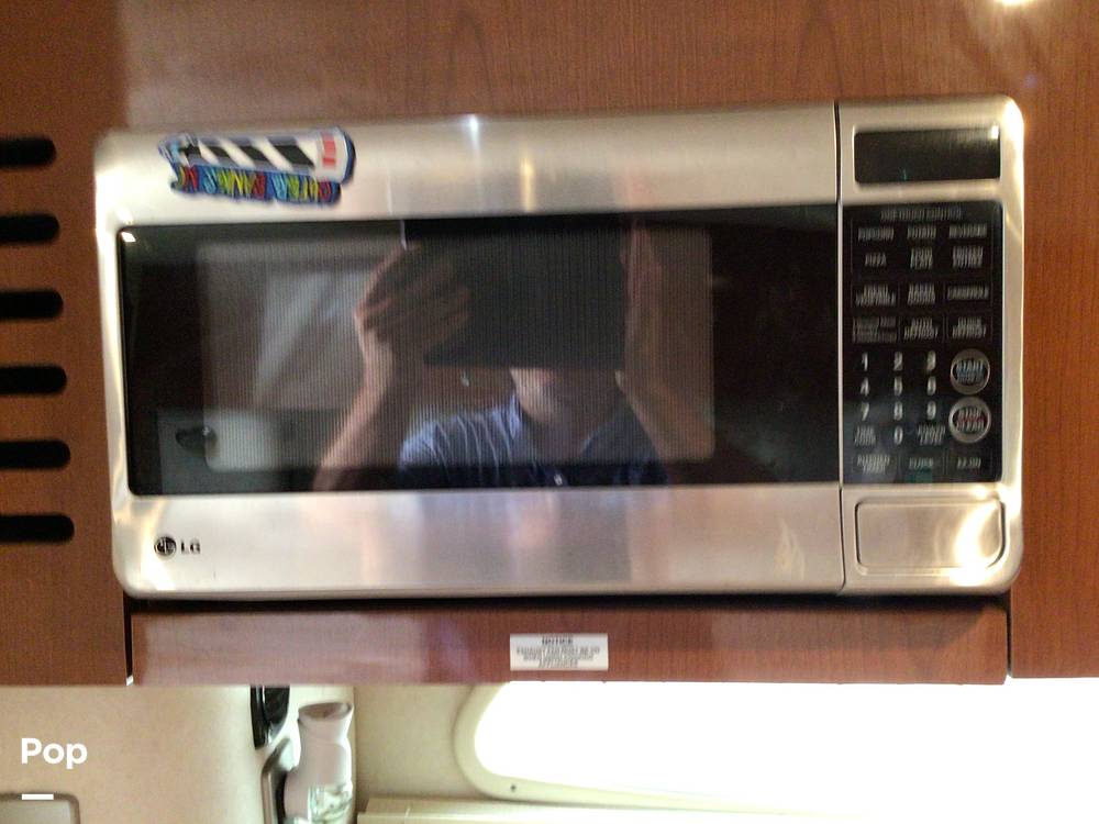 Slide: The Image of Sea Ray 370 Sundancer 2010 - 112