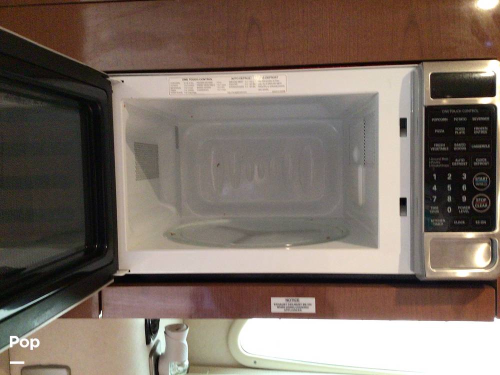 Slide: The Image of Sea Ray 370 Sundancer 2010 - 113