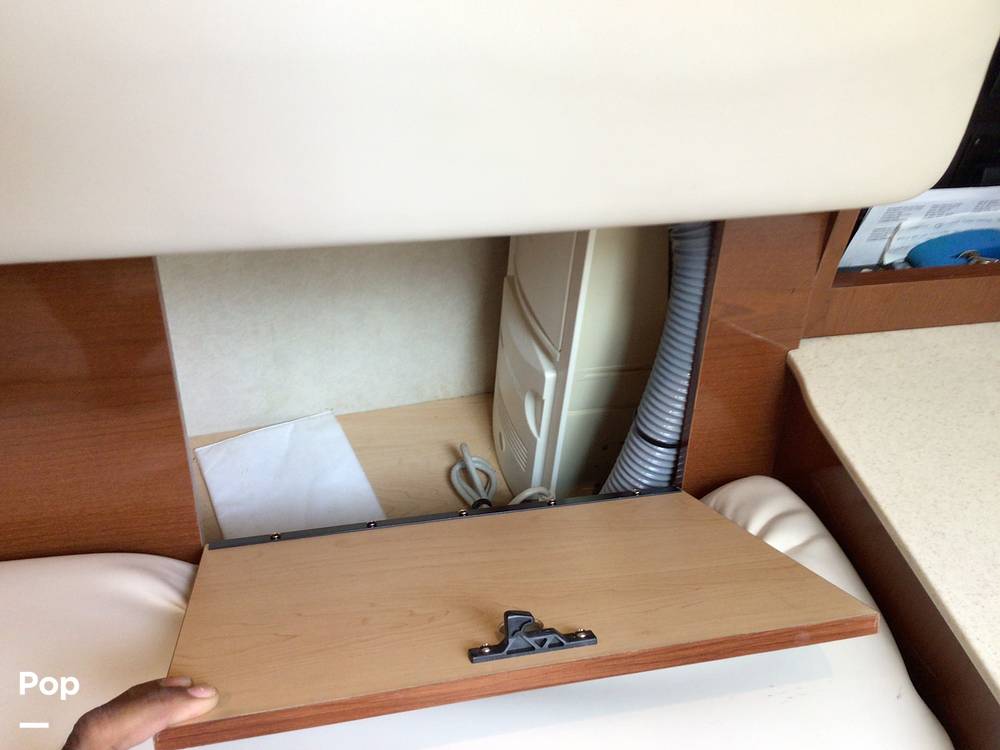 Slide: The Image of Sea Ray 370 Sundancer 2010 - 128