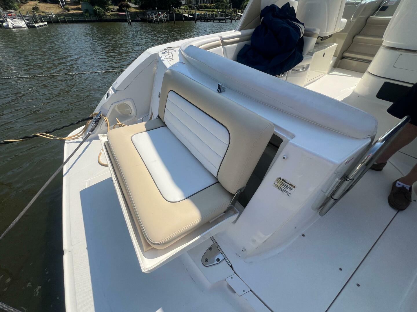 Slide: The Image of Sea Ray 370 Sundancer 2010 - 4482618