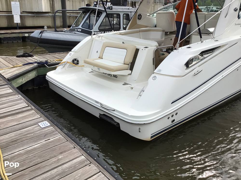 Slide: The Image of Sea Ray 370 Sundancer 2010 - 15