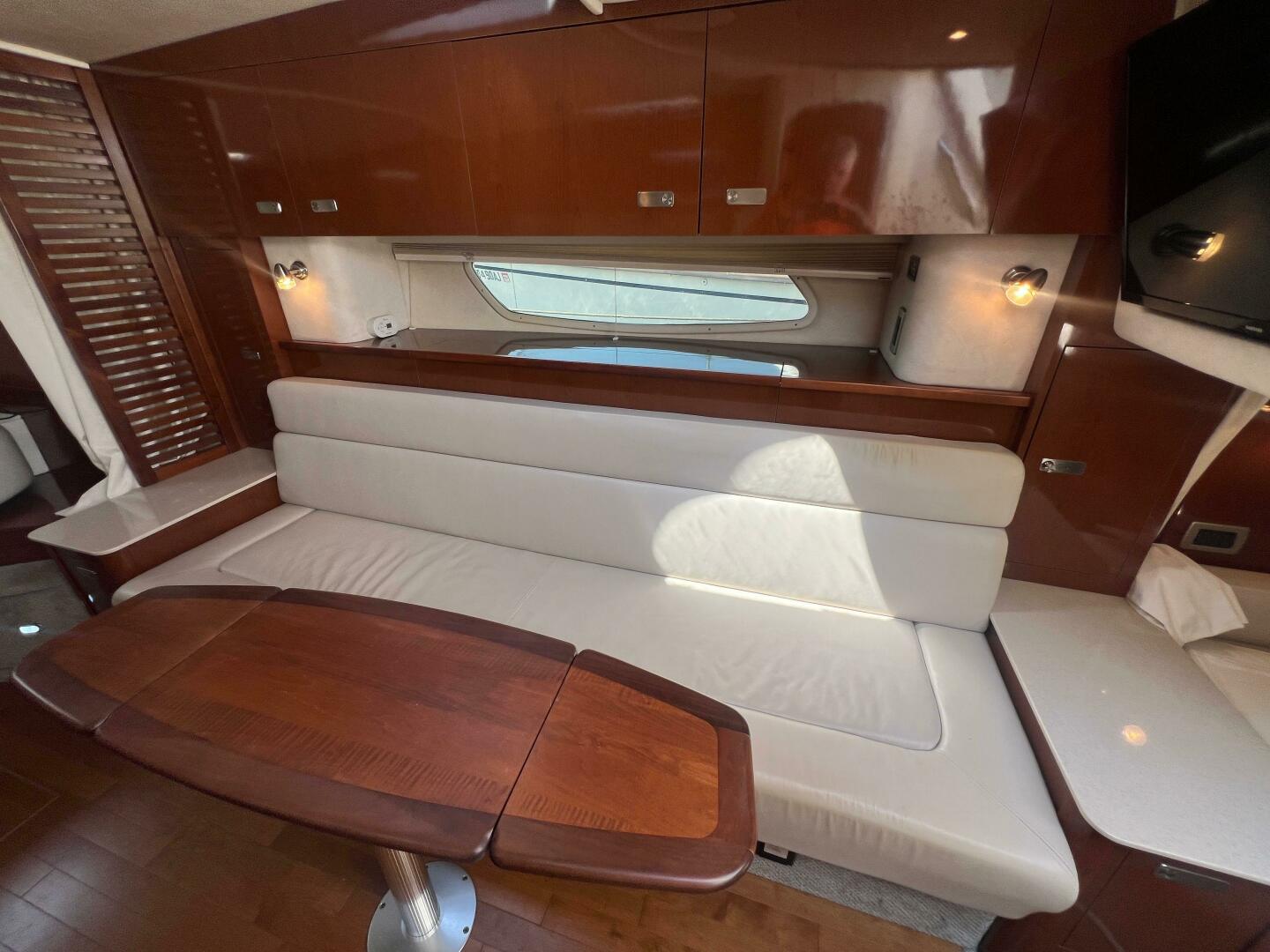 Slide: The Image of Sea Ray 370 Sundancer 2010 - 4482631