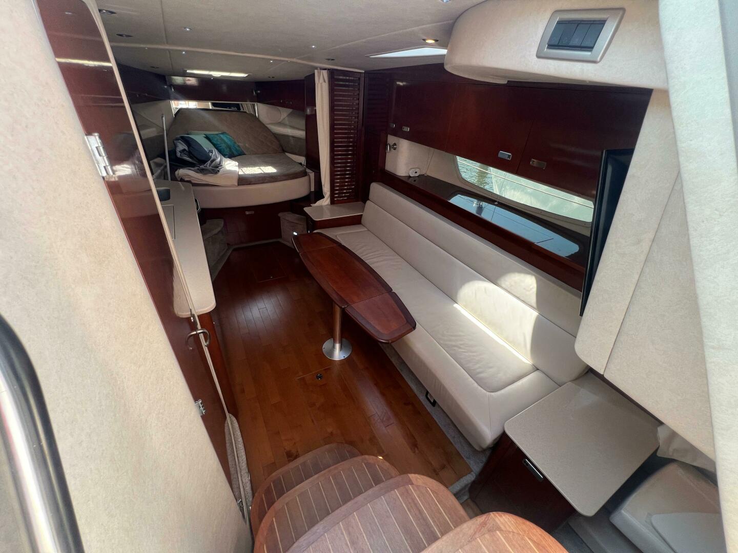 Slide: The Image of Sea Ray 370 Sundancer 2010 - 4482632