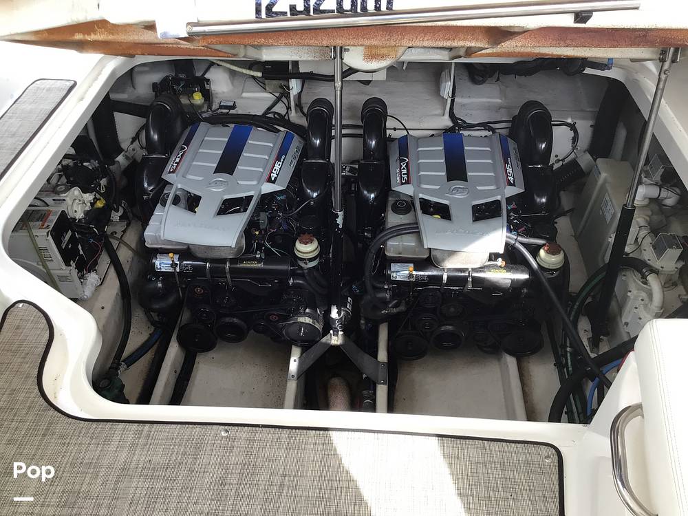 Slide: The Image of Sea Ray 370 Sundancer 2010 - 26