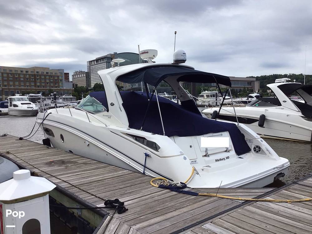 Slide: The Image of Sea Ray 370 Sundancer 2010 - 4