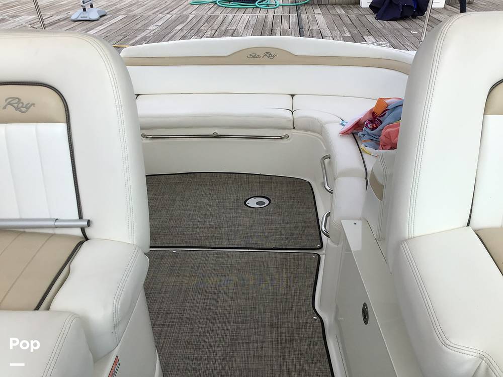 Slide: The Image of Sea Ray 370 Sundancer 2010 - 45