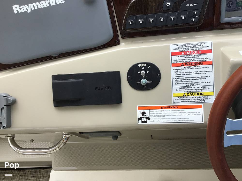 Slide: The Image of Sea Ray 370 Sundancer 2010 - 54