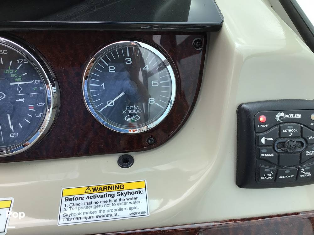 Slide: The Image of Sea Ray 370 Sundancer 2010 - 65