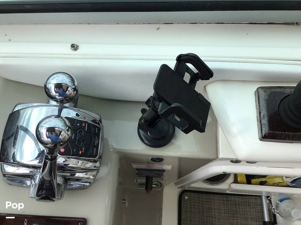 Slide: The Image of Sea Ray 370 Sundancer 2010 - 68