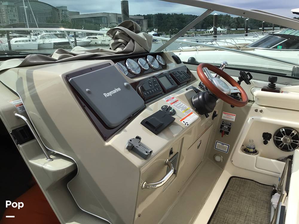 Slide: The Image of Sea Ray 370 Sundancer 2010 - 79