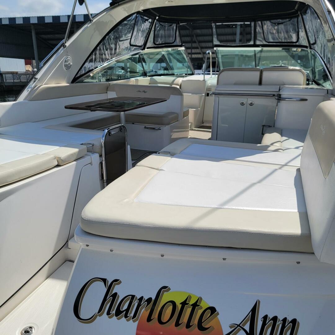 Slide: The Image of Sea Ray 370 Venture 2013 - 5241253