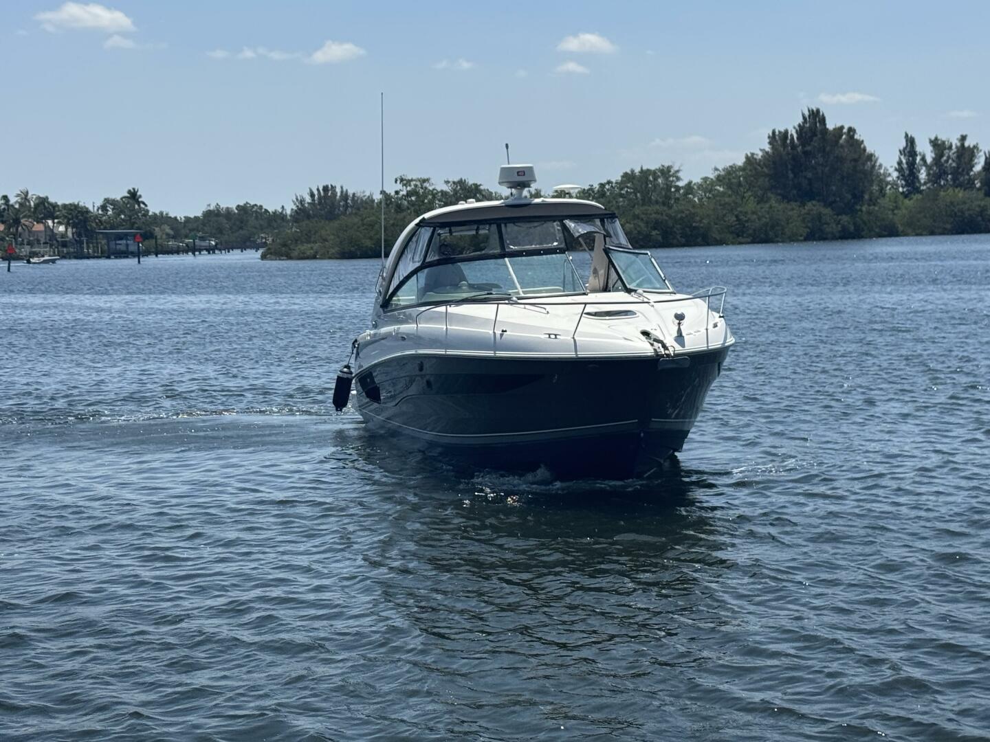Slide: The Image of Sea Ray 370 Venture 2013 - 5206260