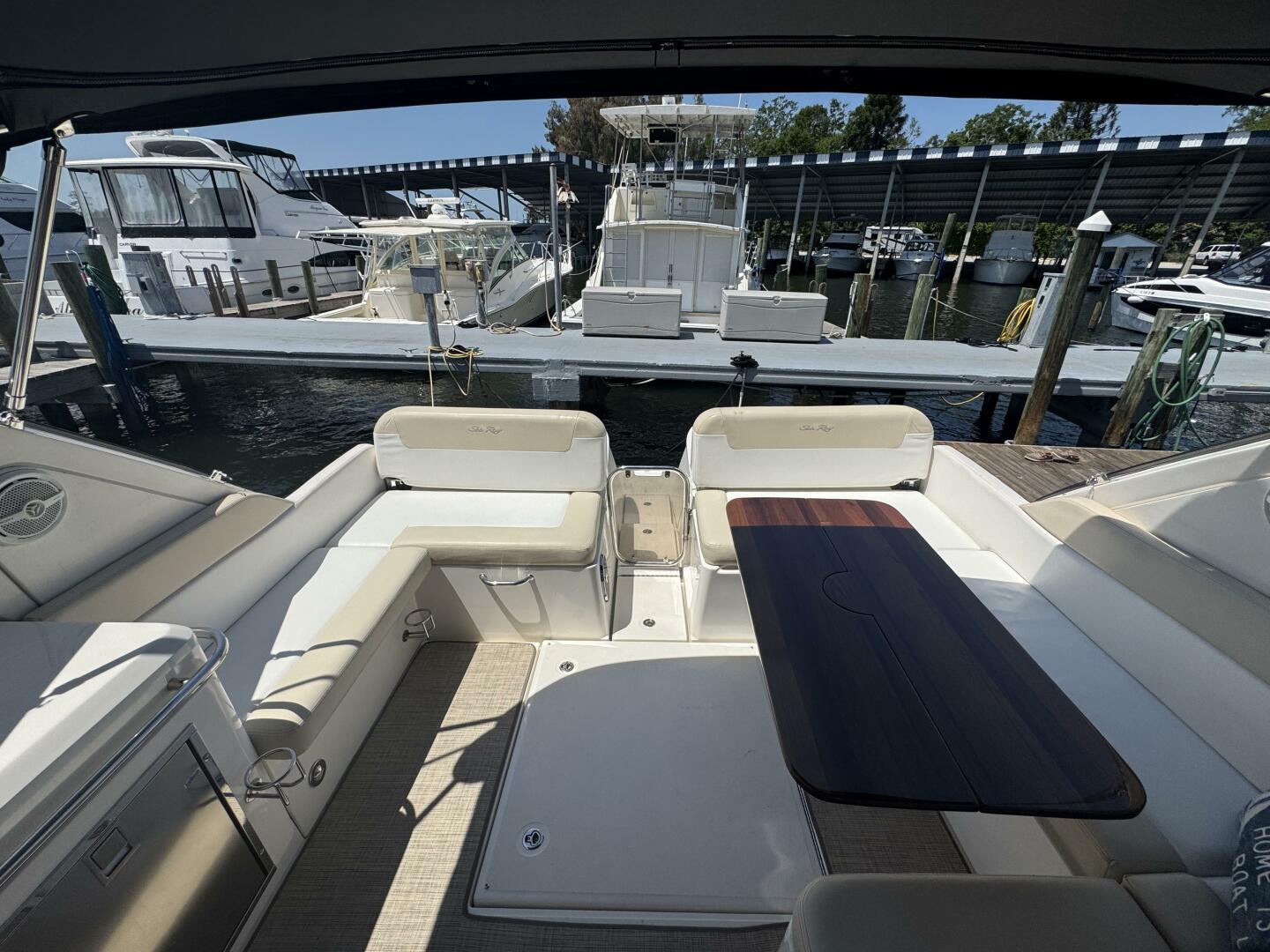 Slide: The Image of Sea Ray 370 Venture 2013 - 5219828