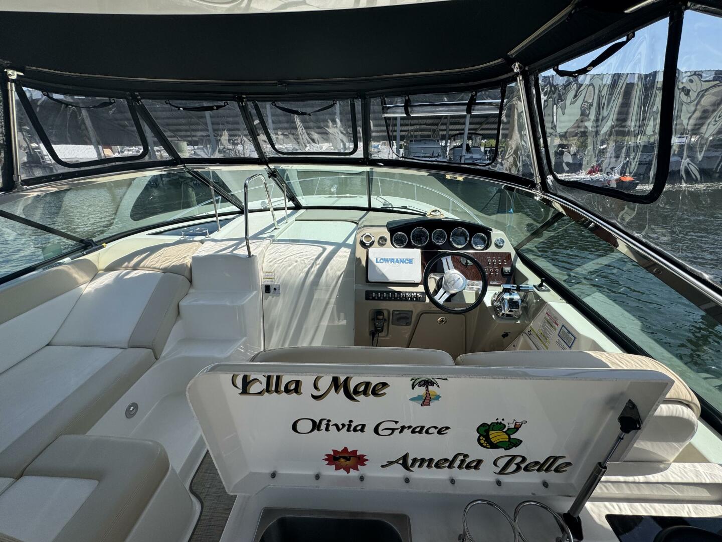 Slide: The Image of Sea Ray 370 Venture 2013 - 5219829