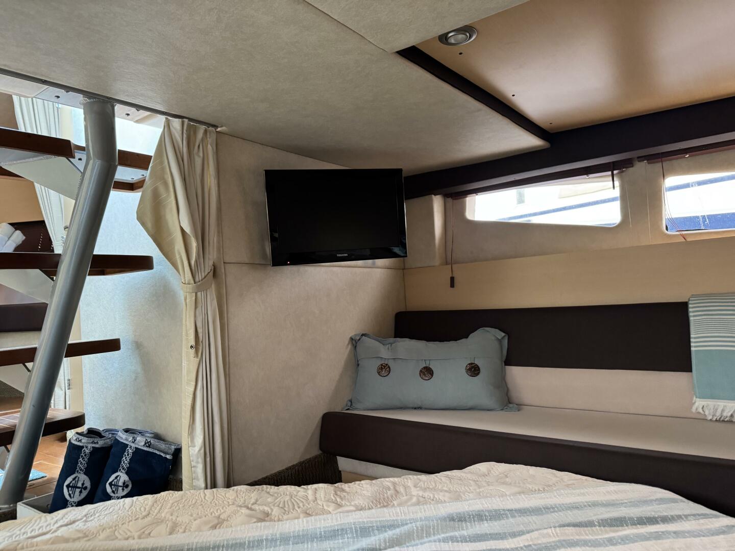 Slide: The Image of Sea Ray 370 Venture 2013 - 5219848