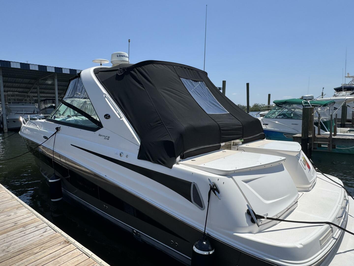 Slide: The Image of Sea Ray 370 Venture 2013 - 5219863