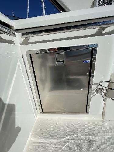 Slide: The Image of Stainless steel refrigerator on 2015 Sea Ray 370 Venture boat. - 11