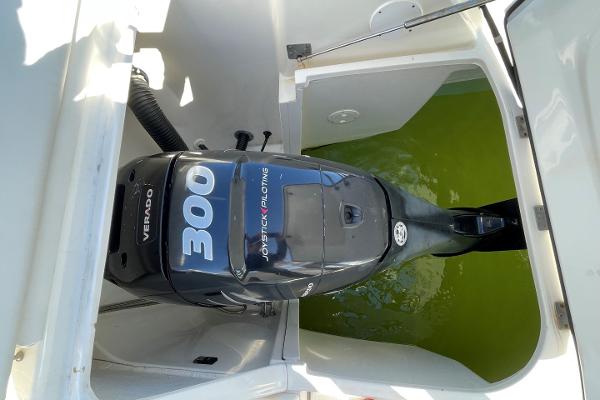 Slide: The Image of 2015 Sea Ray 370 Venture with 300 Verado outboard engine in water. - 43