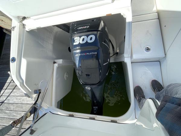 Slide: The Image of 2015 Sea Ray 370 Venture with a 300 Verado outboard motor. - 44
