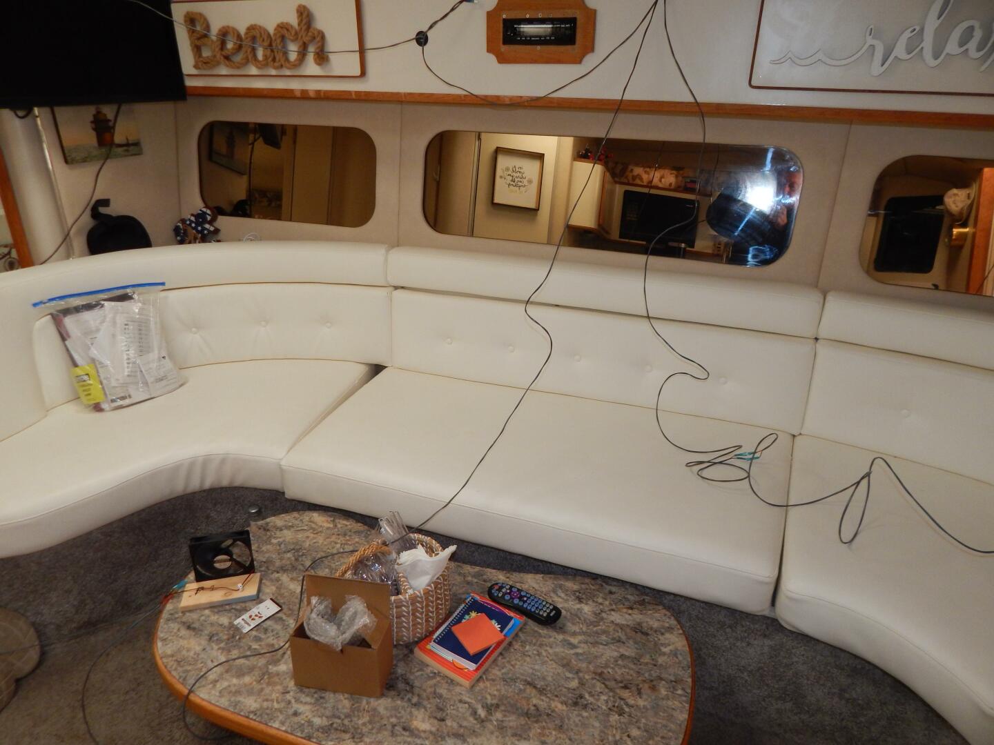 Slide: The Image of Sea Ray 37 Express 1994 - 5152843