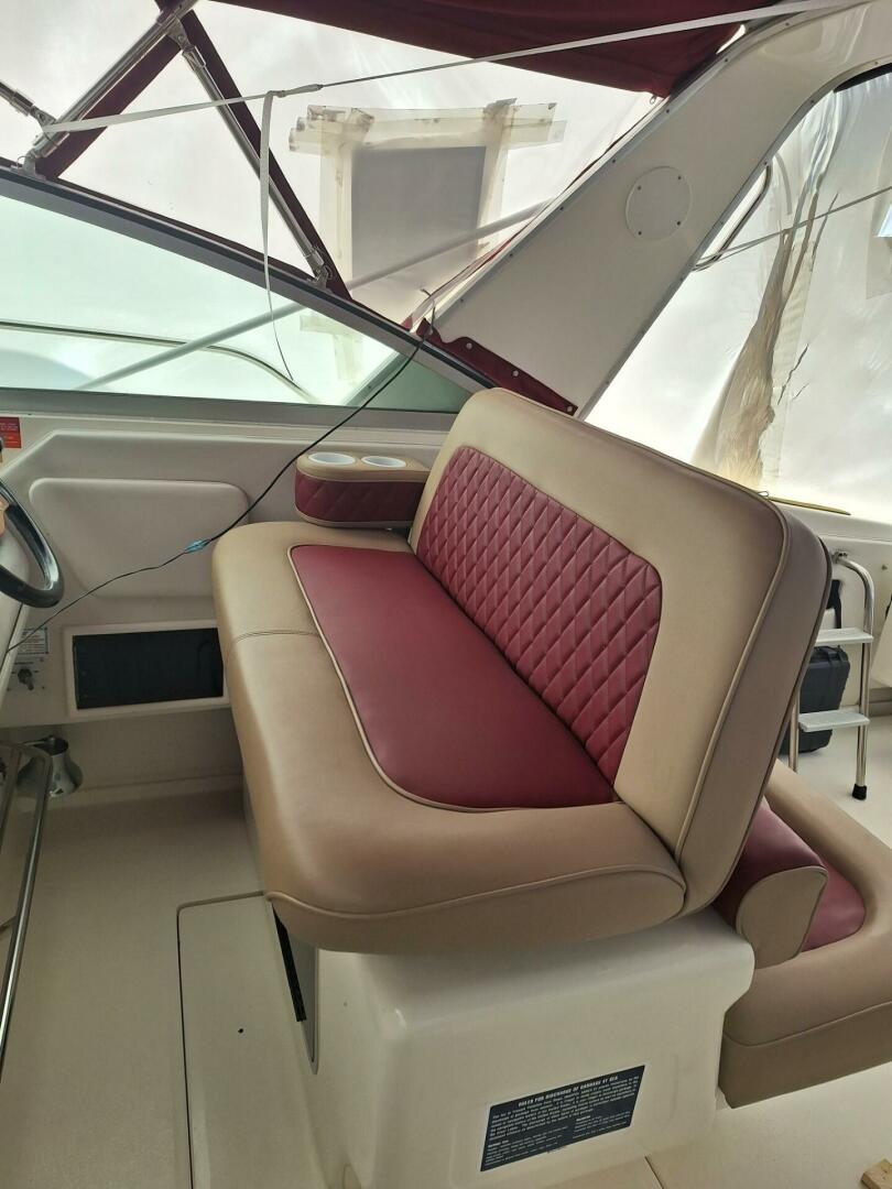 Slide: The Image of Sea Ray 37 Express 1994 - 5152675