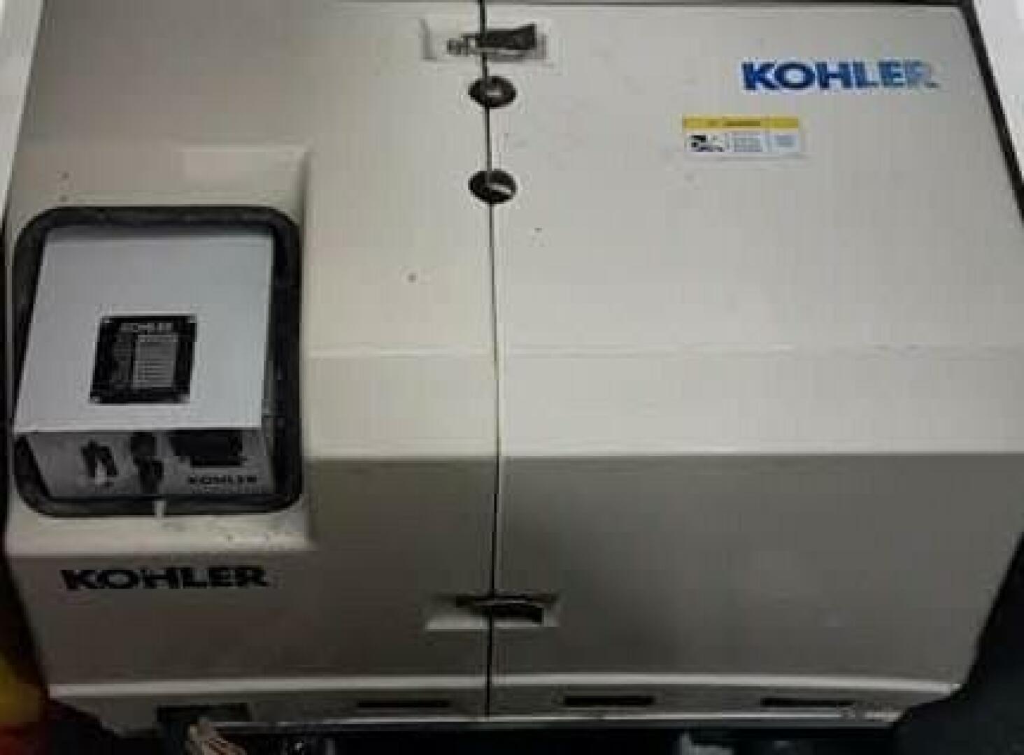 Slide: The Image of Sea Ray 37 Express 1994 - 5152835