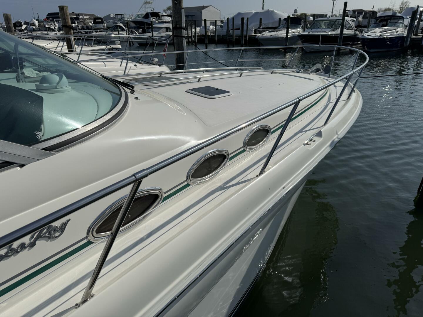 Slide: The Image of Sea Ray 37 Sundancer 1995 - 5276414