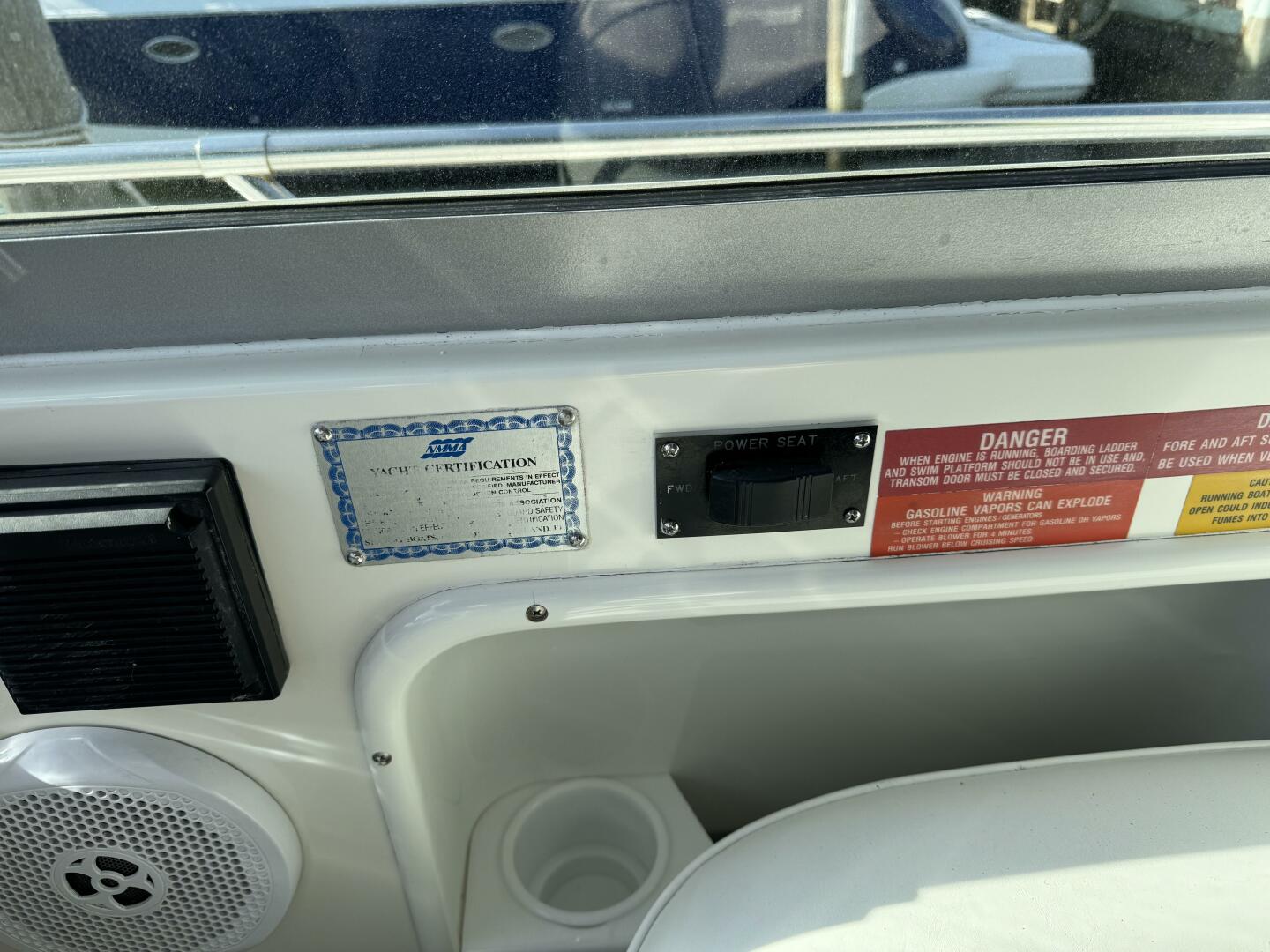 Slide: The Image of Sea Ray 37 Sundancer 1995 - 5276443