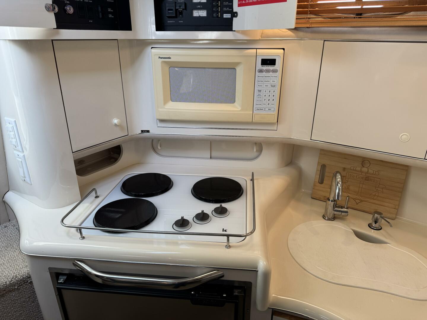 Slide: The Image of Sea Ray 37 Sundancer 1995 - 5276447