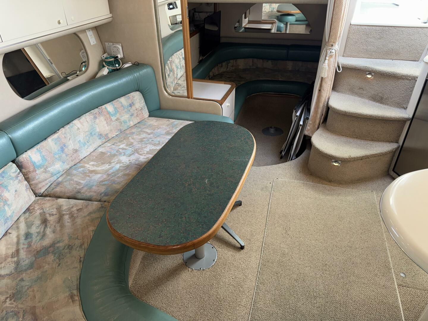 Slide: The Image of Sea Ray 37 Sundancer 1995 - 5276456