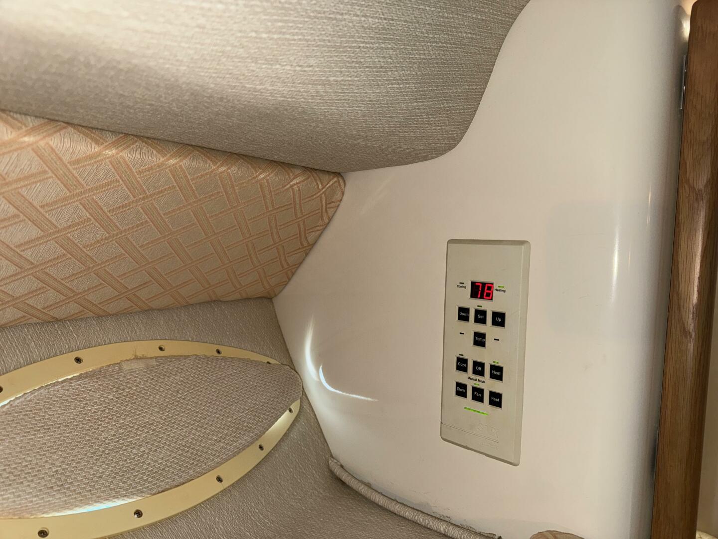 Slide: The Image of Sea Ray 37 Sundancer 1995 - 5276464