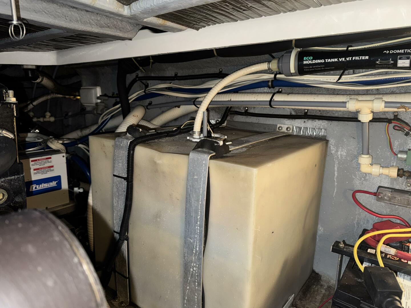 Slide: The Image of Sea Ray 37 Sundancer 1995 - 5276471