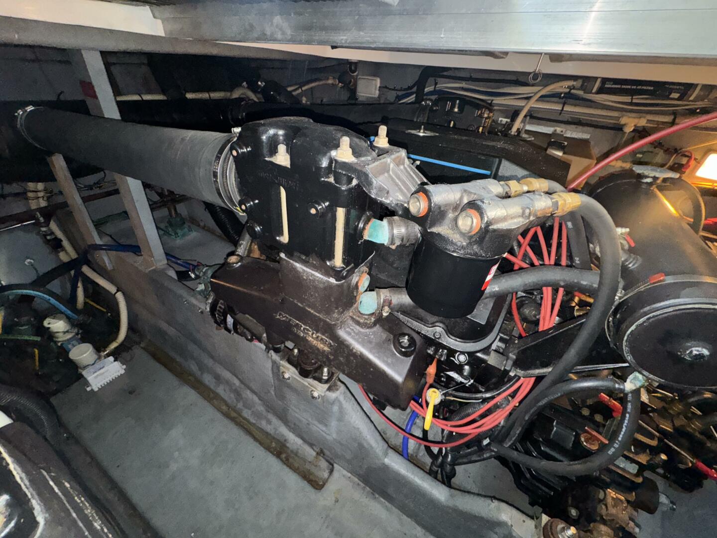 Slide: The Image of Sea Ray 37 Sundancer 1995 - 5276476