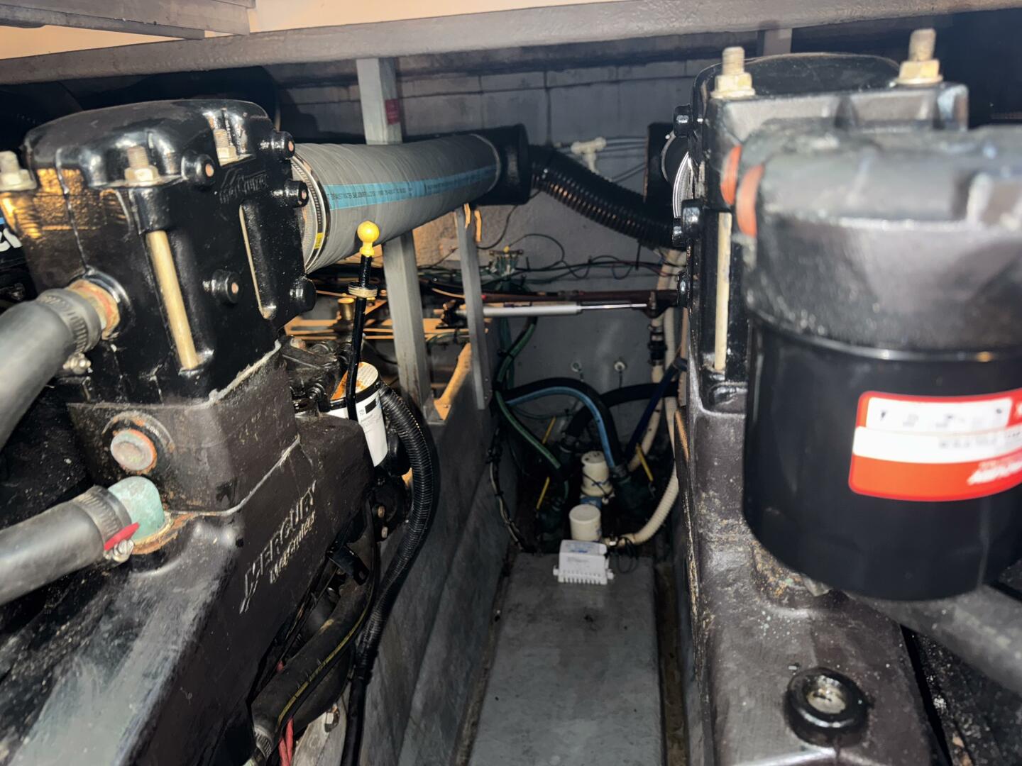 Slide: The Image of Sea Ray 37 Sundancer 1995 - 5276483