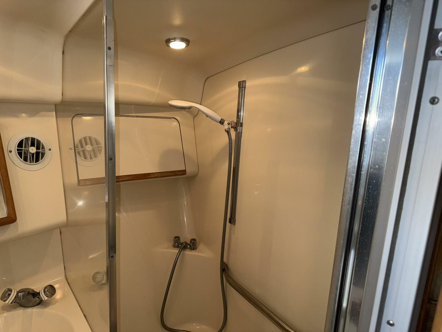 Slide: The Image of Sea Ray 37 Sundancer 1995 - 5276467