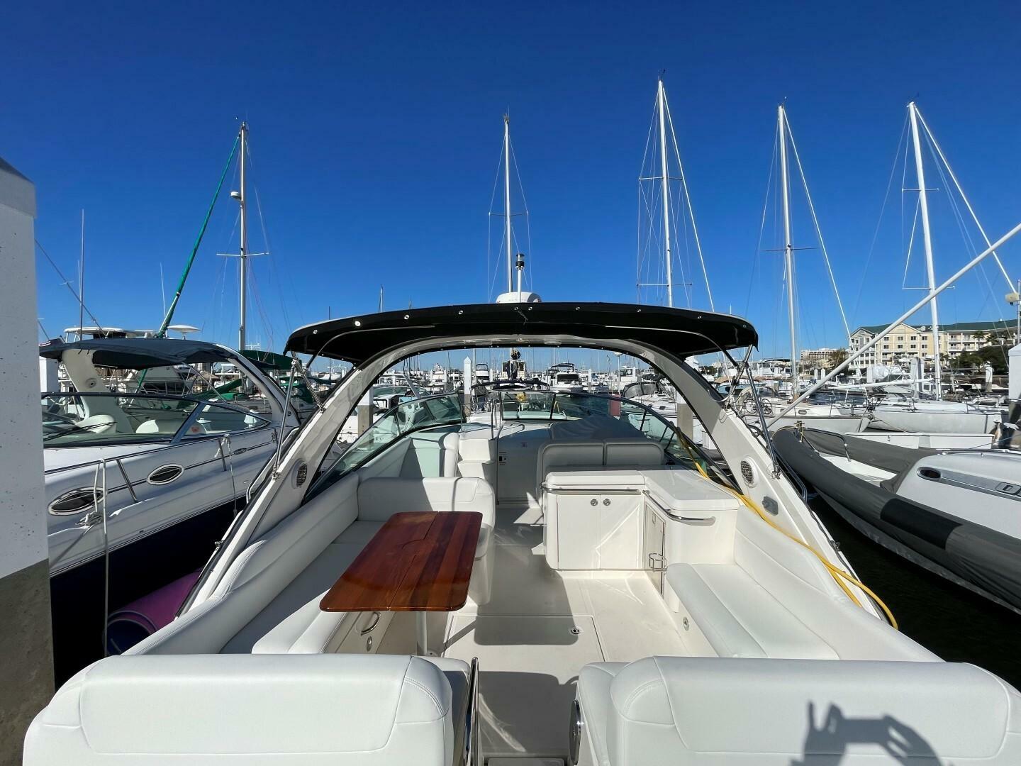 Slide: The Image of Sea Ray 37 Venture 2015 - 5014458