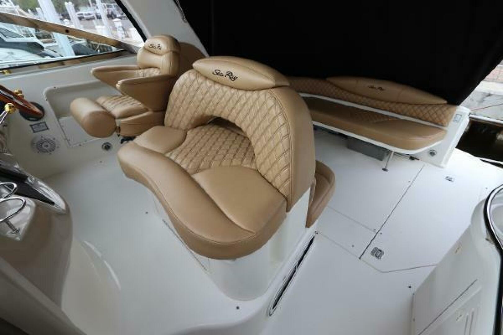 Slide: The Image of Sea Ray 380 Sundancer 1999 - 4999962