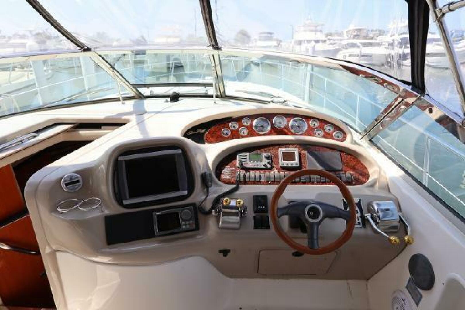 Slide: The Image of Sea Ray 380 Sundancer 1999 - 4999966