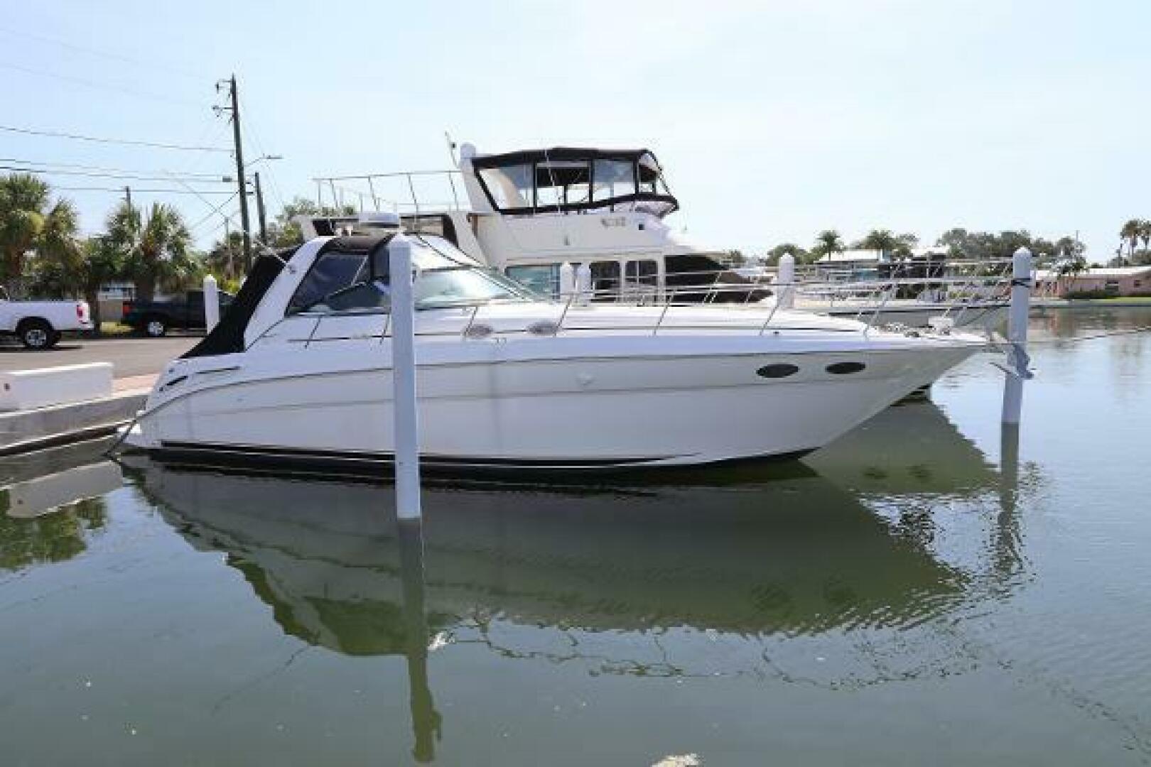 Slide: The Image of Sea Ray 380 Sundancer 1999 - 4483171