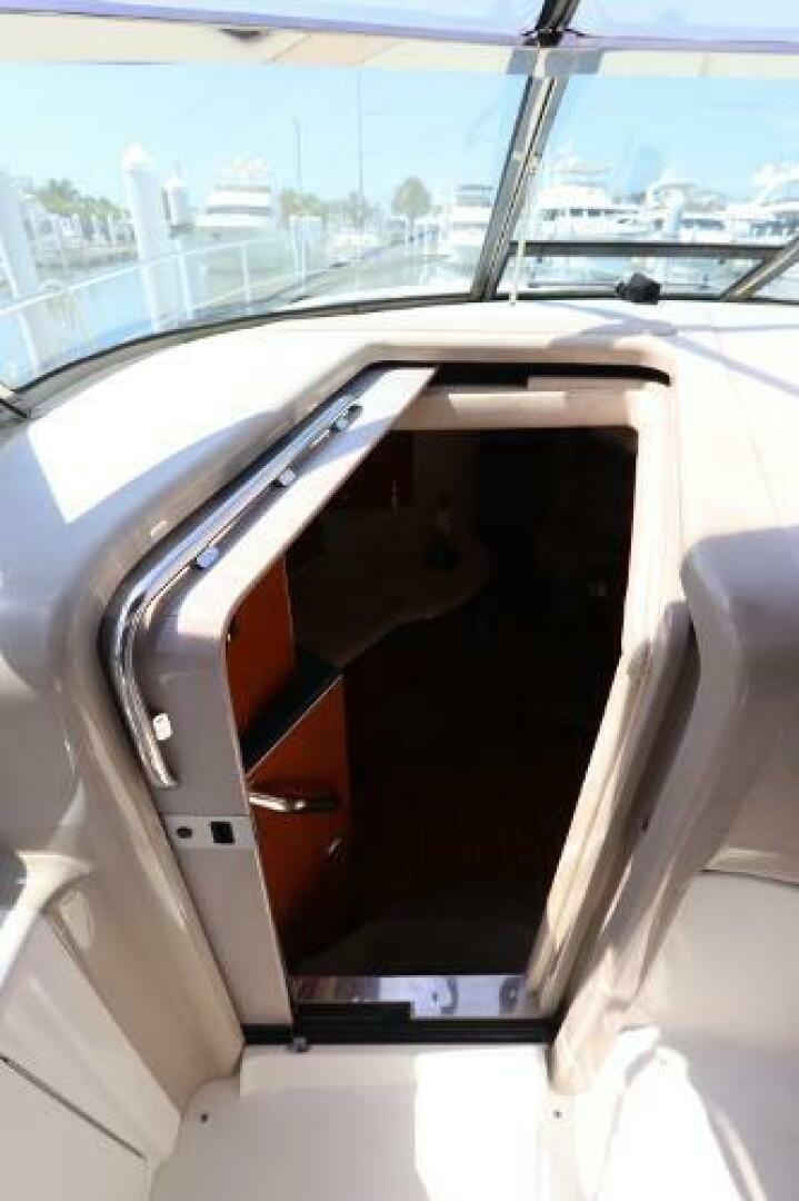 Slide: The Image of Sea Ray 380 Sundancer 1999 - 4999971