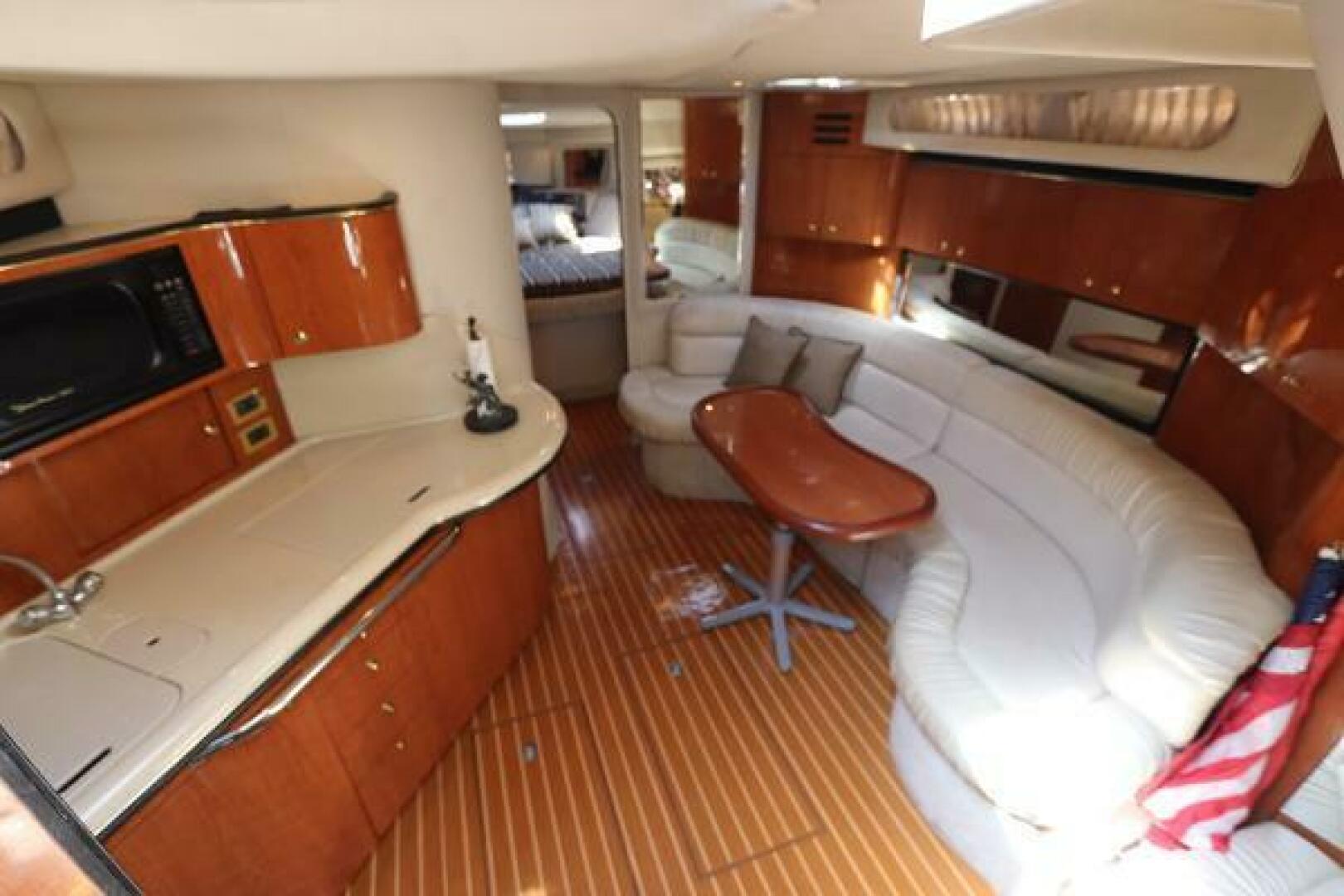 Slide: The Image of Sea Ray 380 Sundancer 1999 - 4999972