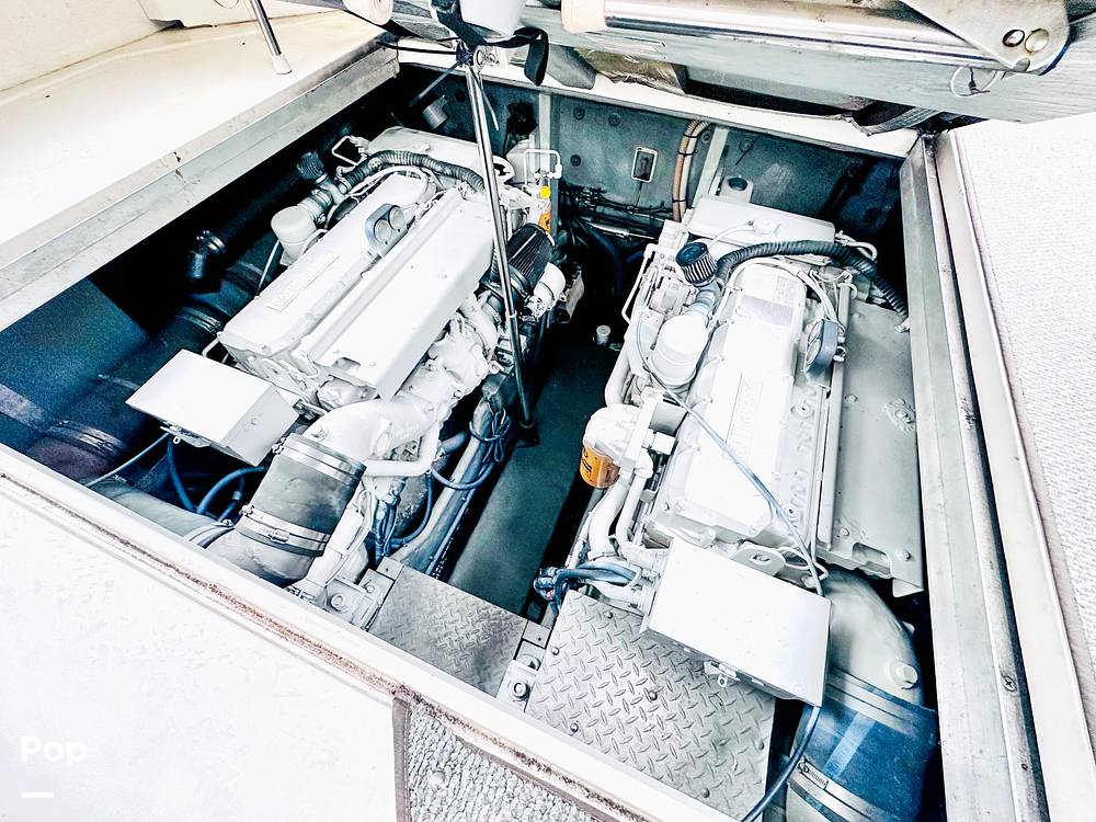 Slide: The Image of Sea Ray 380 Sundancer 2000 - 12