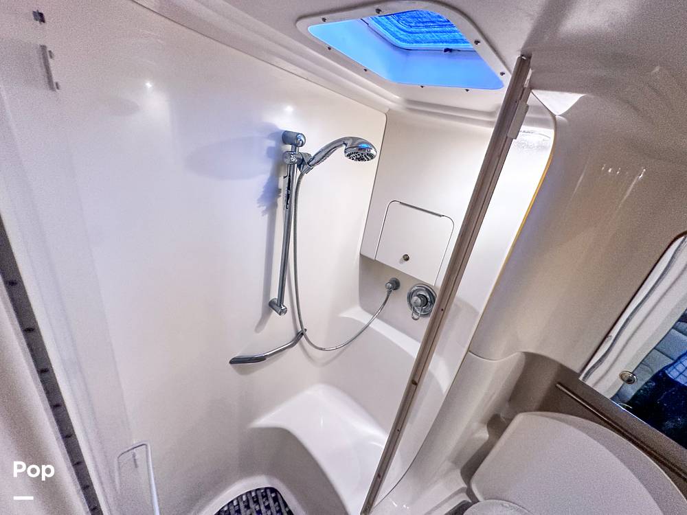 Slide: The Image of Sea Ray 380 Sundancer 2000 - 13