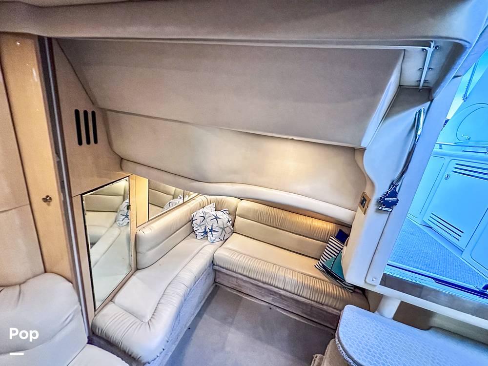 Slide: The Image of Sea Ray 380 Sundancer 2000 - 17