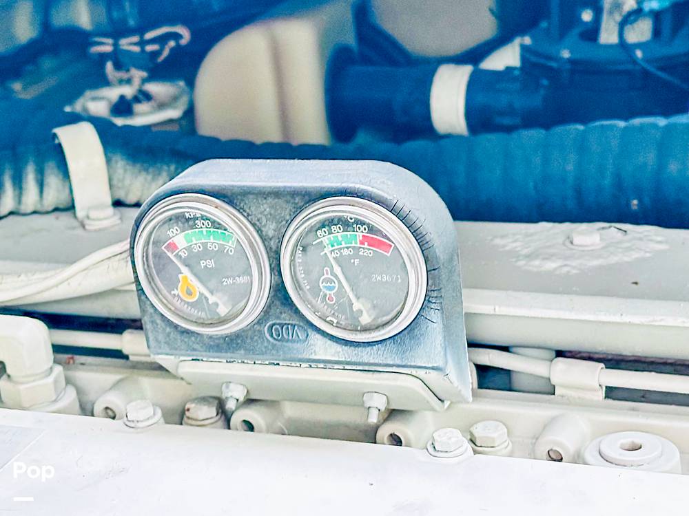 Slide: The Image of Sea Ray 380 Sundancer 2000 - 18